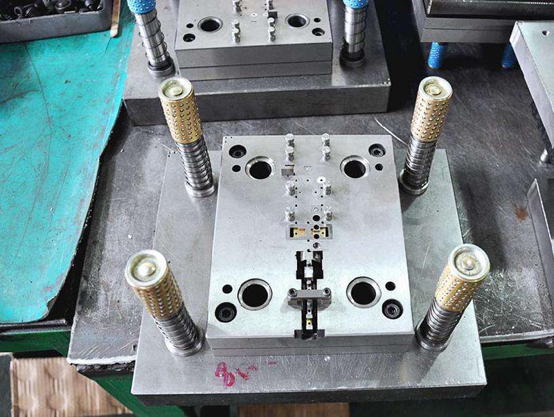 井冈山模具制造-01